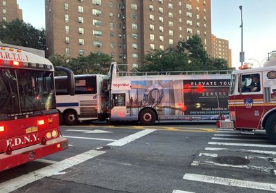 80 جريحا في تصادم حافلتين بنيويورك