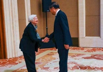 انتقادات حادة لوزيرة الخزانة الأمريكية: انحنت أمام نظيرها الصيني