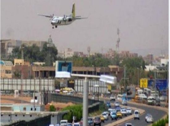 السودان يمدد إغلاق المجال الجوي باستثناء المساعدات الإنسانية