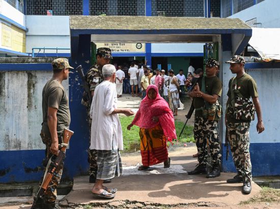 استئناف الانتخابات البلدية في ولاية هندية بعد أعمال عنف