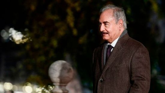 حفتر يتهم البنك المركزي الليبي بإهدار 200 مليار دينار