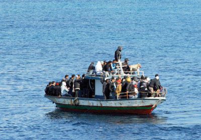 العثور على قارب يقل 86 شخصًا بإسبانيا