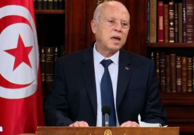 الرئيس التونسي يتهم الإخوان المسلمين في أزمات البلاد