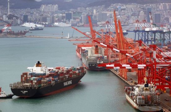 هبوط صادرات كوريا 14.8% مطلع يوليوِ الجاري