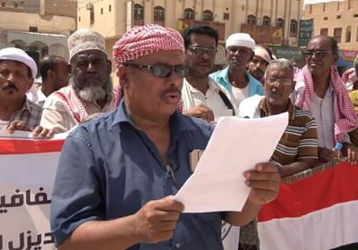 أبناء تريم ينددون بتدهور الخدمات ونهب الموارد