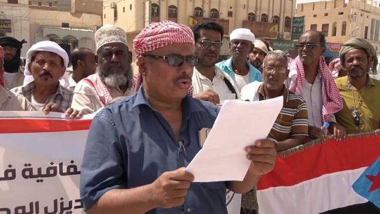 أبناء تريم ينددون بتدهور الخدمات ونهب الموارد