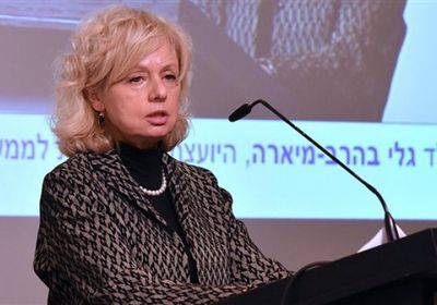 المدعية العامة الإسرائيلية تنحاز للمتظاهرين