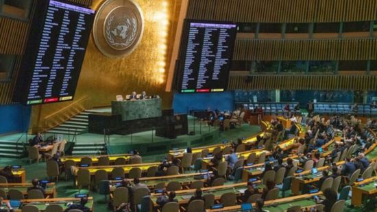 مفوض الأمم المتحدة بحقوق الإنسان: حرق المصحف عمل مسيء