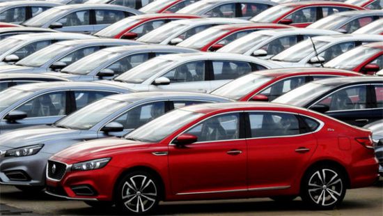 مبيعات السيارات في الصين تتراجع وسط ضعف الطلب