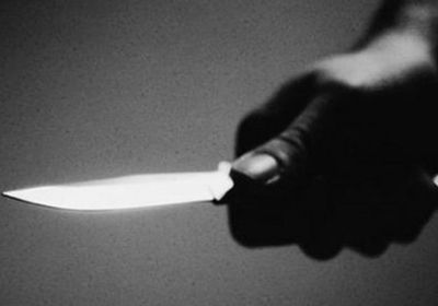 مصري ينهي حياة والدته طعنا بالسكين