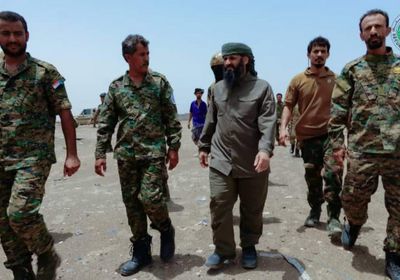 قيادة الحزام الأمني تتفقد الوحدات في الصبيحة