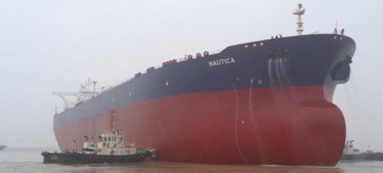 السفينة "نوتيكا" تصل إلى الحديدة تمهيدا لتفريغ "صافر"