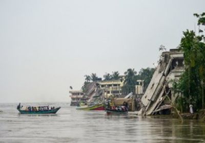 غرق قارب على متنه 20 شخصًا في نهر ببنجلادش