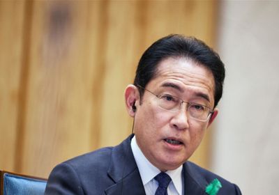 رئيس وزراء اليابان يناقش الطاقة في أبوظبي