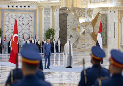 الشيخ محمد بن زايد يستقبل الرئيس التركي في أبو ظبي