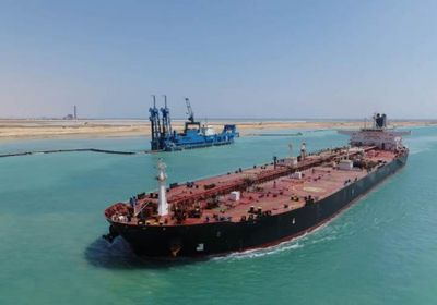 قناة السويس تستقبل 72 سفينة من الاتجاهين