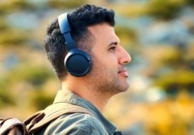 حمزة نمرة يطرح أحدث أغنياته "رايق"
