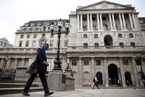 مديرة استثمار تحذر من الركود في بريطانيا رغم تباطؤ التضخم