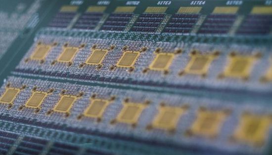 أرباح "تايوان لأشباه الموصلات" تنخفض لتراجع الطلب على الإلكترونيات