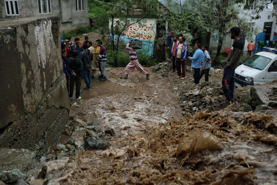 31 قتيلا جراء فيضانات ناجمة عن أمطار في أفغانستان