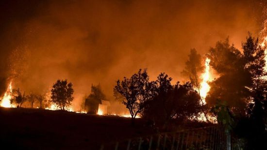 اليونان يشهد أكبر عملية إجلاء بسبب الحرائق