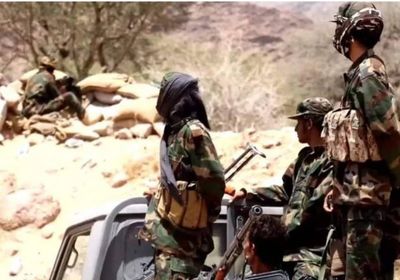 دفاع شبوة تتصدى لهجمات حوثية من حدود البيضاء