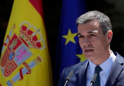 سانشيز يقود حكومة انتقالية في إسبانيا