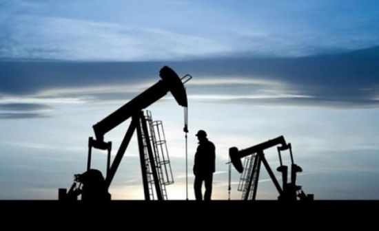 تراجع أسعار النفط من أعلى مستوياتها