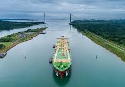 قناة بنما تقلص عدد السفن العابرة مع استمرار الجفاف