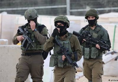 الجيش الإسرائيلي يقتل فلسطينيا بالرصاص