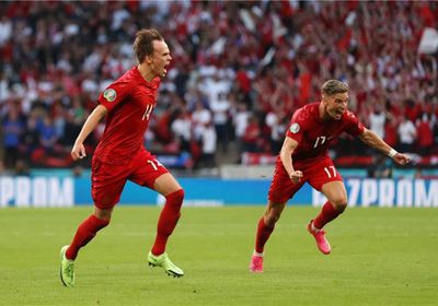هدف رائع من جيمس يمنح إنجلترا الفوز على الدنمارك