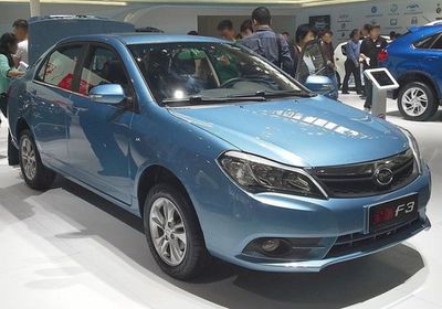 "بي واي دي" تستحوذ على 11.2% من سوق السيارات الصيني