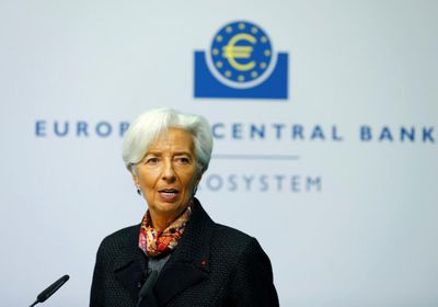 لاجارد تفتح الباب أمام زيادة أسعار الفائدة في أوروبا