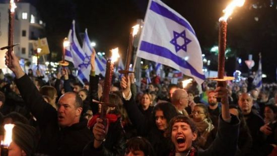 إسرائيليون ينظمون مظاهرات حاشدة رفضًا لخطة التعديلات القضائية