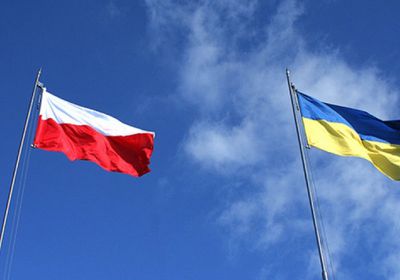 أوكرانيا وبولندا تتبادلان استدعاء سفرائهما