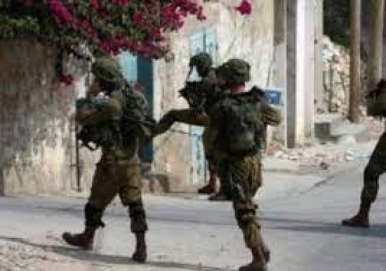الجيش الإسرائيلي يقتحم بلدة العيزرية بالقدس