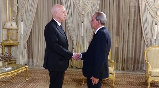 أحمد الحشاني رئيسًا للحكومة التونسية