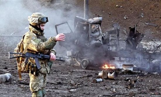 مقتل شخصين وإصابة آخرين في قصف أوكراني