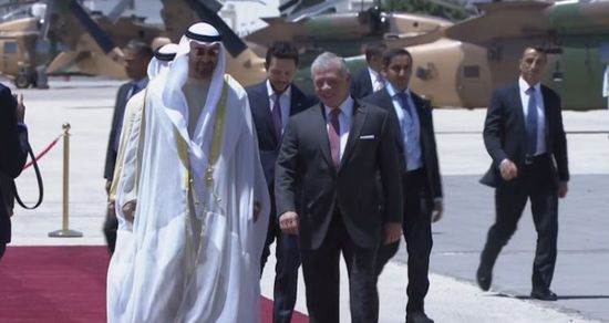 الشيخ محمد بن زايد يصل إلى الأردن