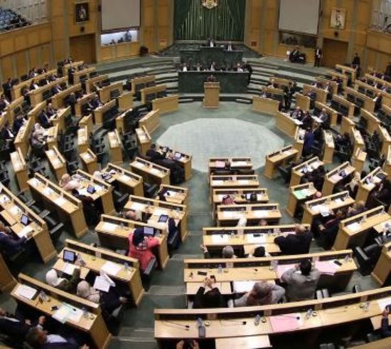 "النواب الأردني" يقر مشروع قانون الجرائم الإلكترونية المثير للجدل