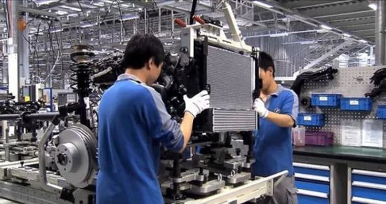 قطاع التصنيع الصيني يواصل الانكماش والخدمات تتباطأ