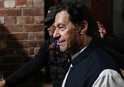 وقف مؤقت لمحاكمة عمران خان