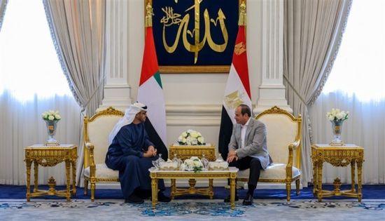رئيس الإمارات ونظيره المصري يبحثان العلاقات الأخوية والتطورات الإقليمية والدولية