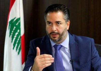 بعد مطالبات بسحب تصريحاته.. وزير الاقتصاد اللبناني يوضح قصده بـ"شخطة القلم"