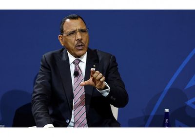 مستشار رئيس النيجر يكشف الموعد المحتمل للتدخل العسكري بالبلد الإفريقي