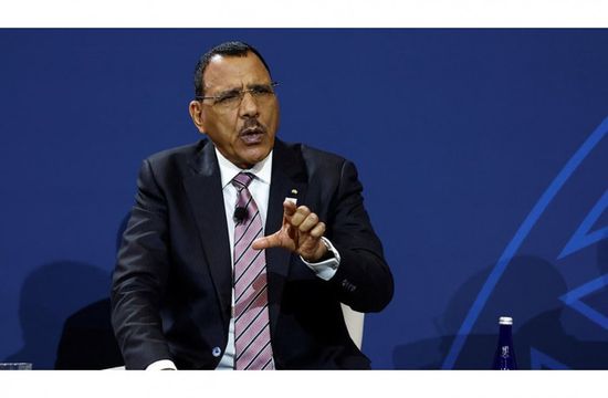 مستشار رئيس النيجر يكشف الموعد المحتمل للتدخل العسكري بالبلد الإفريقي