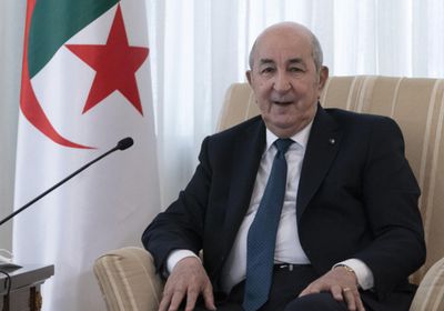 الرئيس الجزائري يكشف حقيقة إلغاء زيارته الرسمية إلى فرنسا