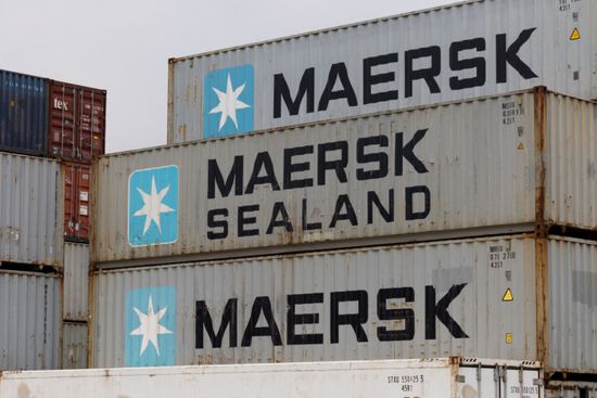 ميرسك تخفض توقعاتها لحجم تجارة الحاويات
