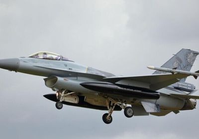 الرئيس الأوكراني: تسلمنا جهاز محاكاة قيادة طائرات "إف-16" من التشيك