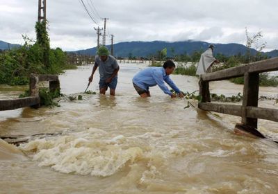 8 قتلى في فيضانات وانزلاقات تربة في فيتنام